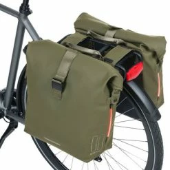 Double Sacoche Basil 41 L SoHo Nordlicht Avec éclairage Intégré -Promos VTT Boutique double sacoche basil 41 l soho nordlicht avec eclairage integre full 6