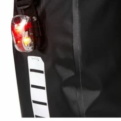 Double Sacoche Noire Sur Porte-bagages 25L Shield Pannier Thule -Promos VTT Boutique double sacoche noire sur porte bagages 25l shield pannier thule full 5