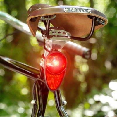 Eclairage Vélo Sans Pile Nova Reelight Sur Tige De Selle 5 Eclairage Vélo Sans Pile Nova Reelight Sur Tige De Selle – Image 5