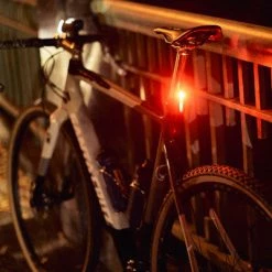 Feu Vélo Arrière Kryptonite Incite XBR 20 Lux -Promos VTT Boutique feu velo arriere kryptonite incite xbr 20 lux full 4