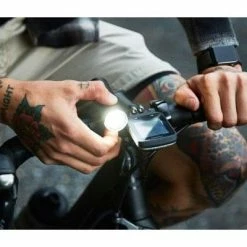 Feu Vélo Avant 450 Lumens PWR RIDER Avec Batterie Externe Knog 8 Feu Vélo Avant 450 Lumens PWR RIDER Avec Batterie Externe Knog -Promos VTT Boutique feu velo avant 450 lumens pwr rider avec batterie externe knog full 3