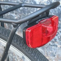 Busch-mueller Feu Vélo Pour Porte Bagage DToplight Permanent 6 Busch-mueller Feu Vélo Pour Porte Bagage DToplight Permanent -Promos VTT Boutique feu velo pour porte bagage dtoplight permanent full 3