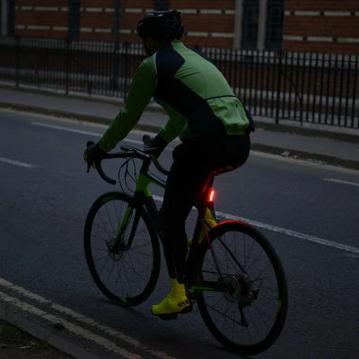 Phare Arrière Vélo Rechargeable USB Slimline Ultratorch Oxford 6 Phare Arrière Vélo Rechargeable USB Slimline Ultratorch Oxford – Image 6