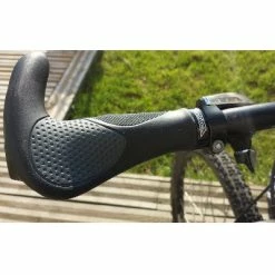VELO Poignées Vélo Ergonomiques Avec Cornes Triple Densité - La Paire 8 VELO Poignées Vélo Ergonomiques Avec Cornes Triple Densité - La Paire -Promos VTT Boutique poignees velo ergonomiques avec cornes triple densite la paire full 3