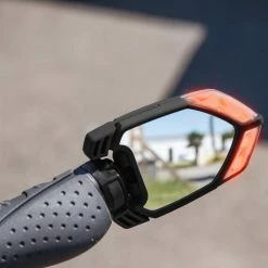 Rétroviseurs Clignotants Pour Vélo Et Trottinette QLÏR Visaia Bike 8 Rétroviseurs Clignotants Pour Vélo Et Trottinette QLÏR Visaia Bike -Promos VTT Boutique retroviseur clignotant velo qlir vasaia bike