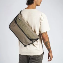 Chrome Industries Sacoche Bandoulière Simple Messenger Chrome 12 L -Promos VTT Boutique sacoche bandouliere simple messenger chrome 12 l full 6