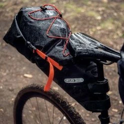 Sacoche De Selle étanche Noir Mat Bikepacking Ortlieb 11 Sacoche De Selle étanche Noir Mat Bikepacking Ortlieb -Promos VTT Boutique sacoche de selle etanche noir mat bikepacking ortlieb full 4