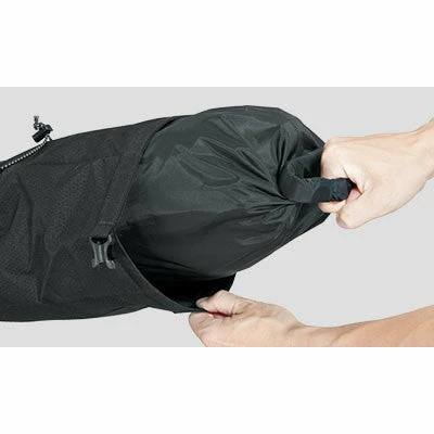 Sacoche De Selle Vélo Bikepacking Backloader 15L Topeak 4 Sacoche De Selle Vélo Bikepacking Backloader 15L Topeak – Image 4