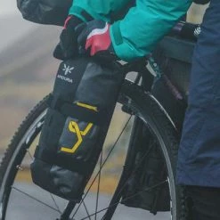 Sacoche Fourche Vélo Apidura Expedition Pour Bikepacking 4.5 L -Promos VTT Boutique sacoche fourche velo apidura expedition pour bikepacking 4 5 l full 6