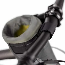 Sacoche Sur Guidon Vélo 1.2 L Backcountry Food Pouch Apidura Plus 8 Sacoche Sur Guidon Vélo 1.2 L Backcountry Food Pouch Apidura Plus -Promos VTT Boutique sacoche guidon apidura backcountry food pouch 1.2L 3