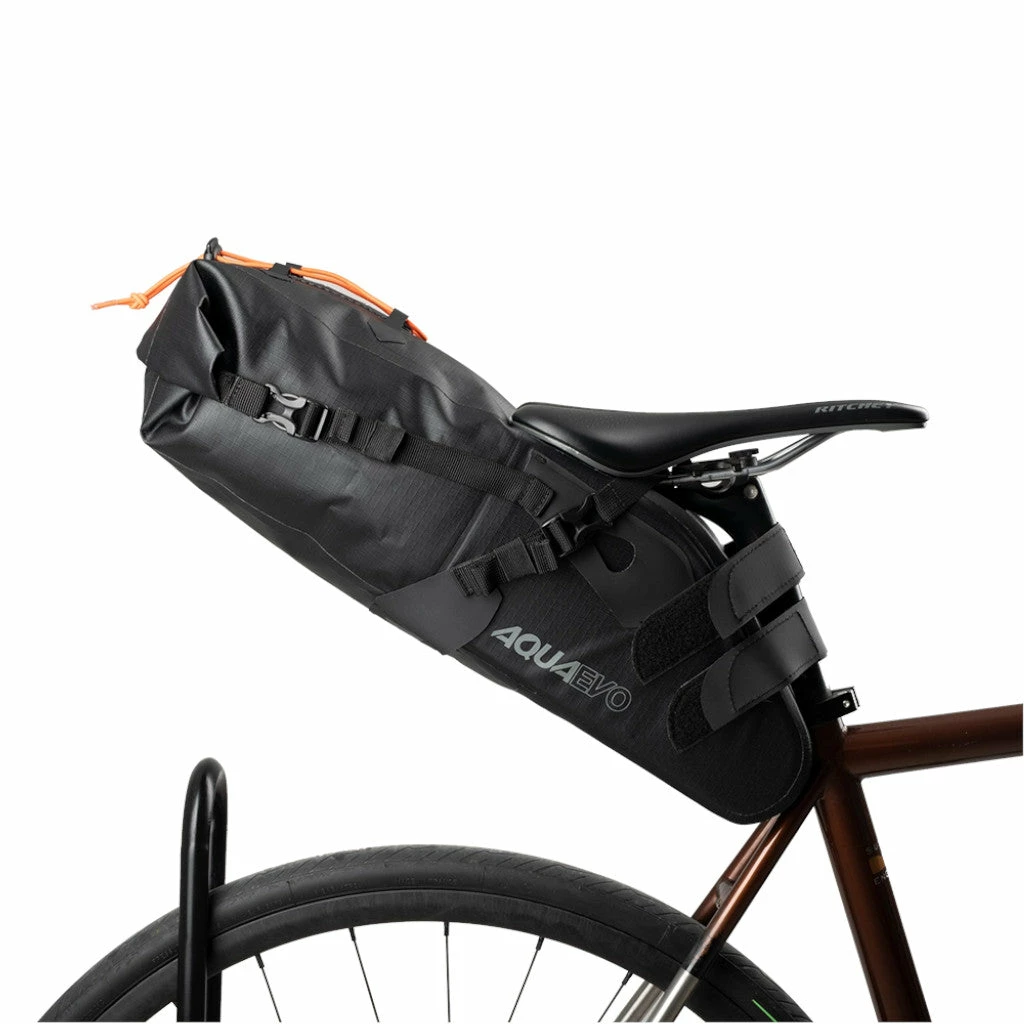 Sacoche De Selle Pour Le Bikepacking 10L Aqua Evo Adventure Oxford 1 Sacoche De Selle Pour Le Bikepacking 10L Aqua Evo Adventure Oxford