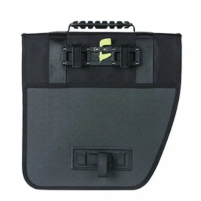 Sacoche Vélo Noire Pour Porte-bagage Arrière Tour Basil Gauche 3 Sacoche Vélo Noire Pour Porte-bagage Arrière Tour Basil Gauche – Image 3